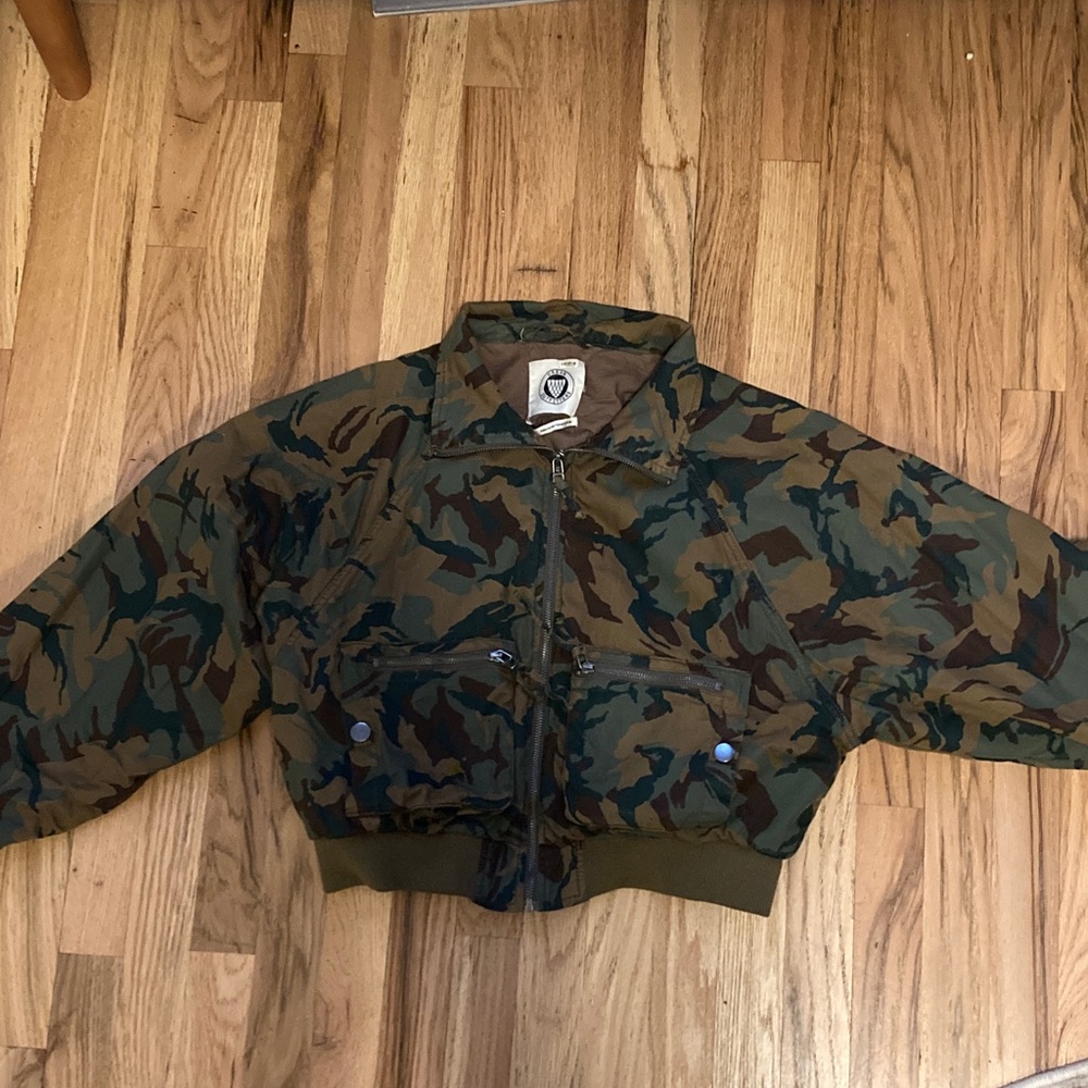 Urban Outfitters Camouflage Jacket - Picture 3 of 12